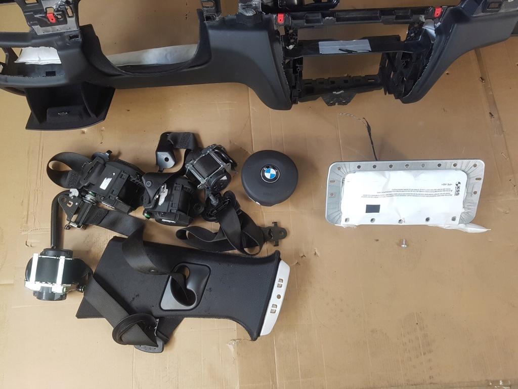 фото №9, Панель  приборная панель подушка безопасности ремни bmw x5 x6 f15 f16 hedup