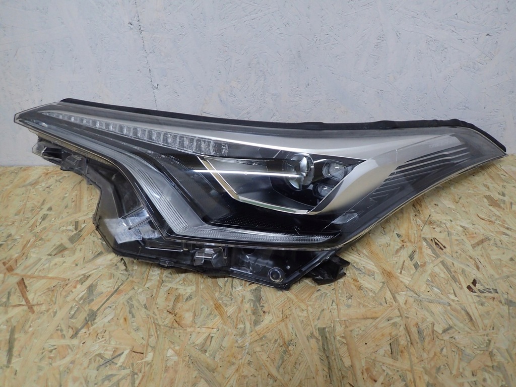 фото №1, Лампа левая фара левый full led toyota chr ch r