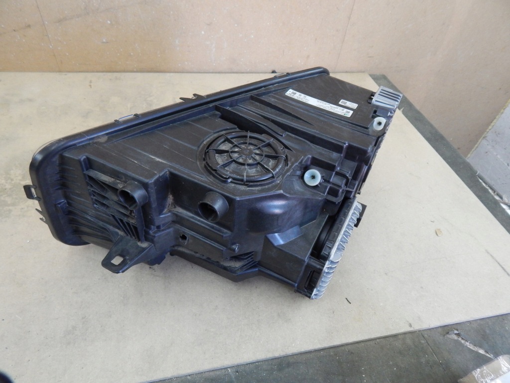 Купить Rolls royce cullinan laser фара правая передняя правый  перед 63.11-8498332