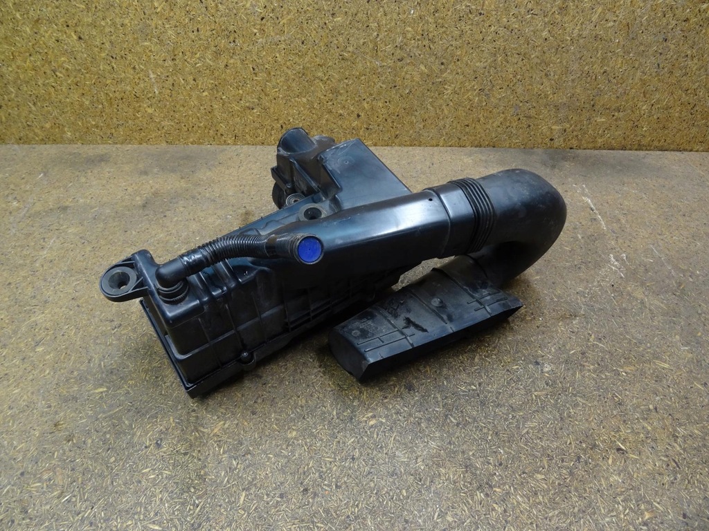 фото №12, Audi q3 8u 11-18 tdi корпус повітрозабірник фільтра повітря 8u0805962a 8u0129618f