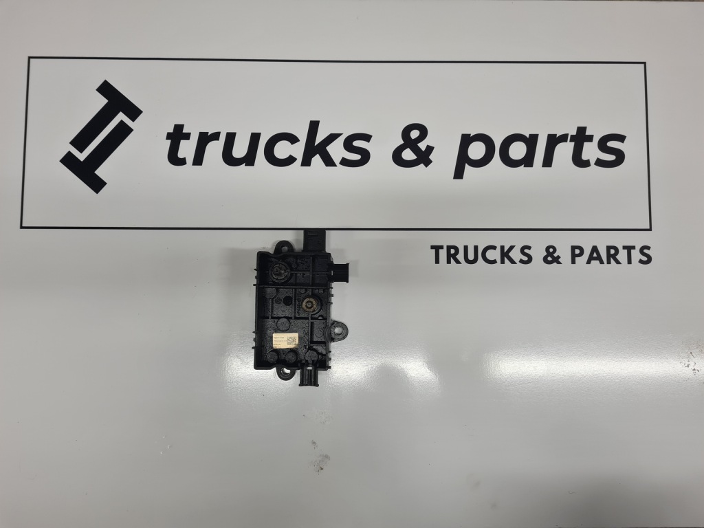 фото №1, Реле блок керування podgrzewcza колектор renault gama t volvo fh 4 fm 4