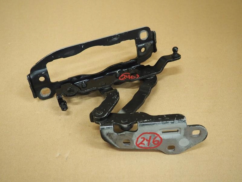 фото №1, Петля капот лівий mercedes w204 a2048800728