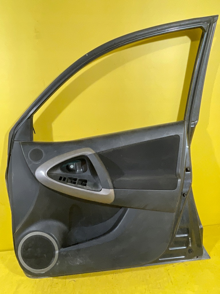 фото №4, Toyota rav4 iii дверь правый перед