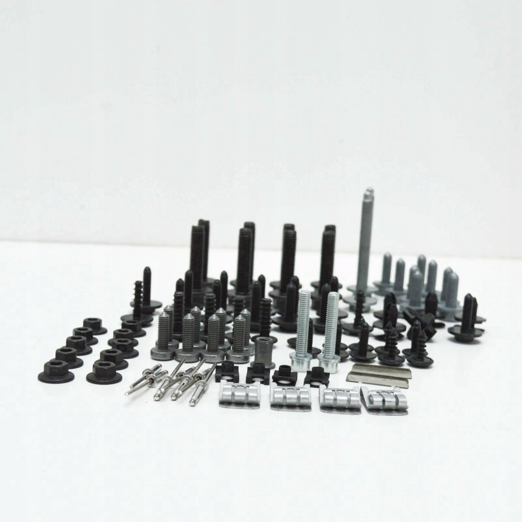 фото №10, Audi q8 передняя часть бампер cover hardware kit 4m8098623