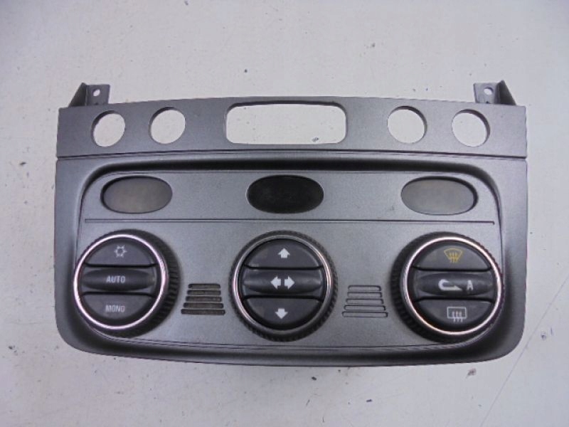 фото №9, Alfa romeo gt панель обдув 01560513720