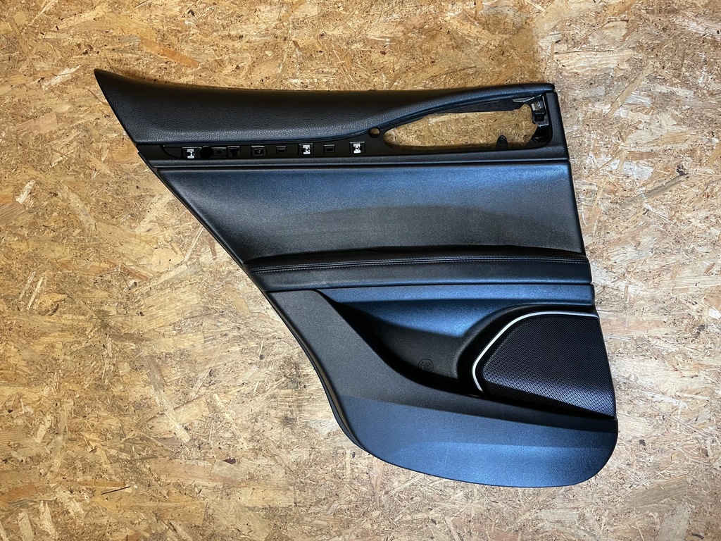 фото №1, Обшивка двері лівий задня шкіра alfa romeo stelvio