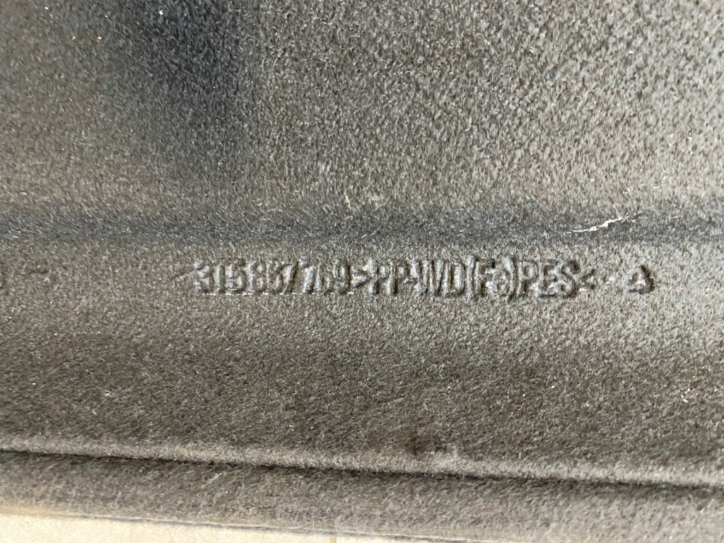 фото №9, Skoda superb iii sedan полка багажника задняя шторка