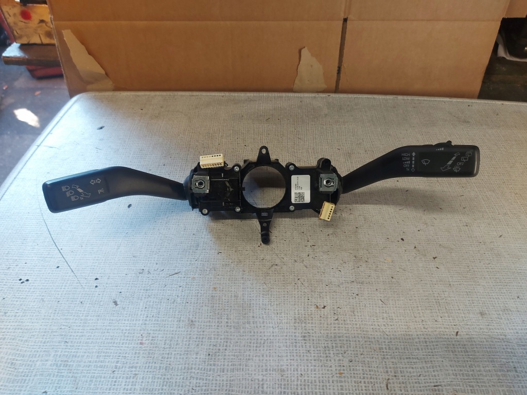 фото №1, Vw caddy iii перемикач комбінований 5k0953521fg