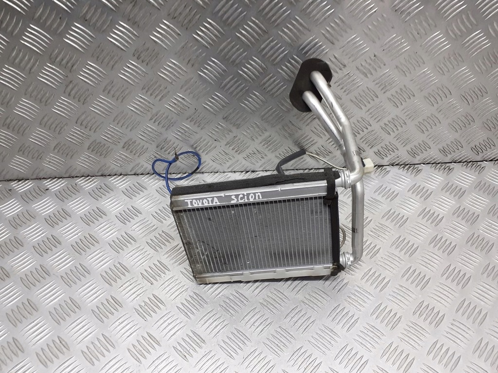 фото №1, Радиатор отопителя toyota scion