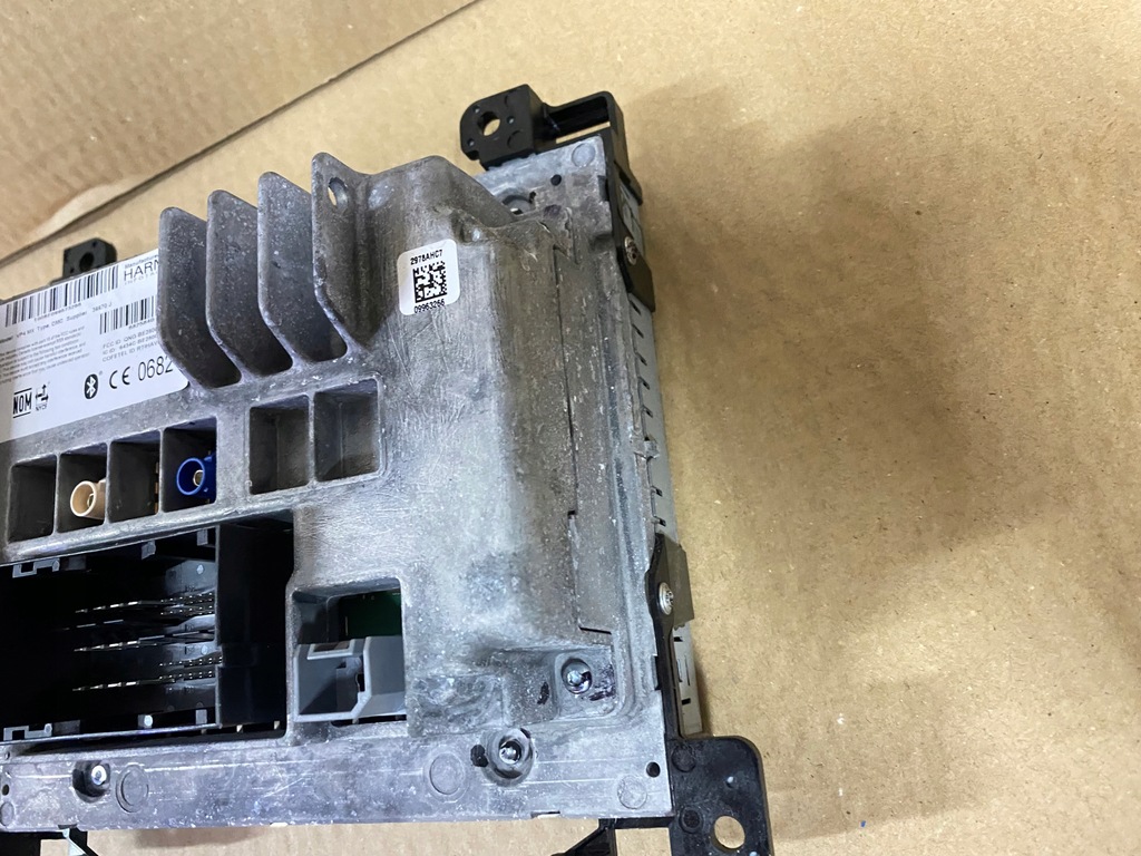 фото №9, Екран навігації harman dodge challenger srt 6.4