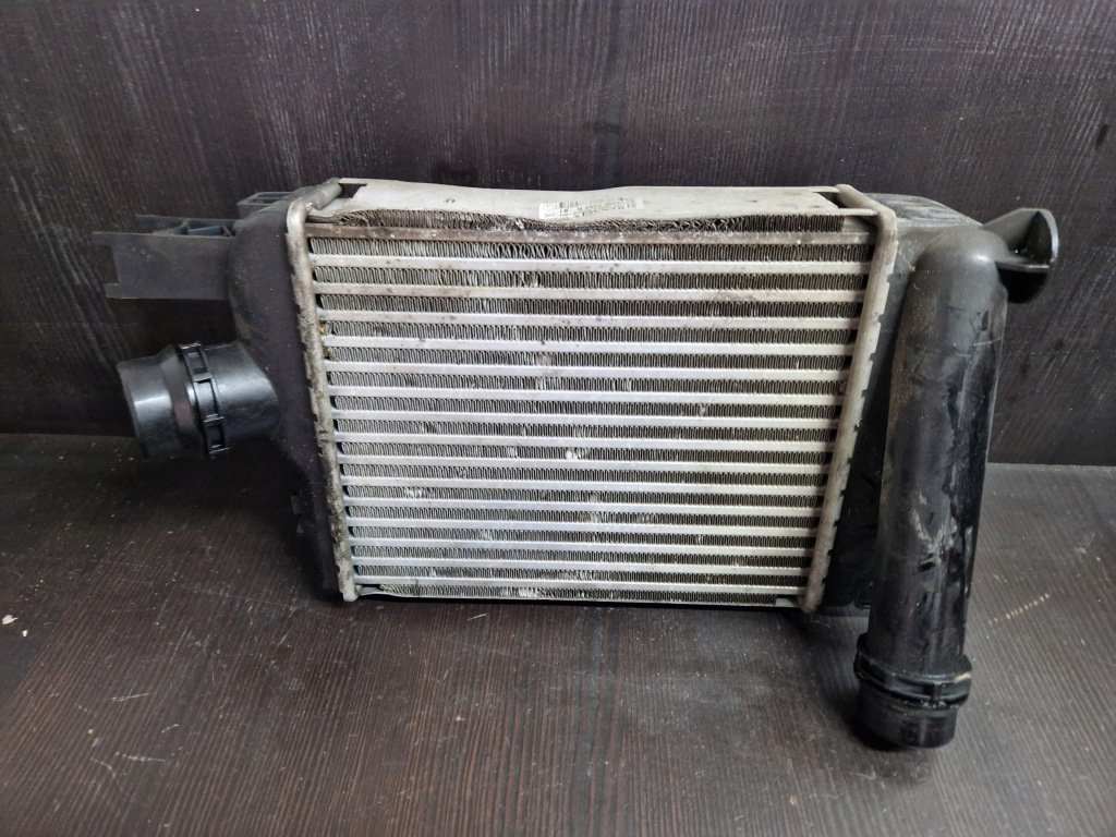 Купить Dacia renault радиатор интеркулер 144965154r