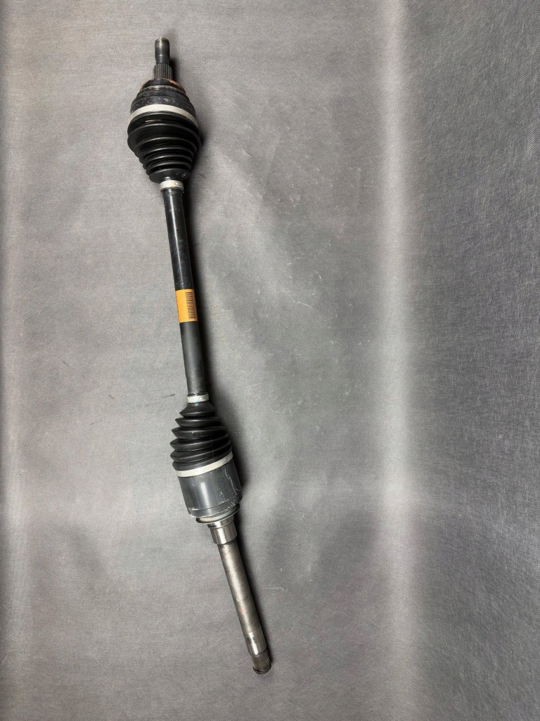 Купити Привідний вал перед передня права mercedes gl ml w166 a1663301500