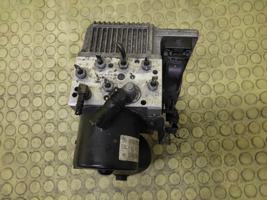 Mercedes w211 насос abs a0054315012 Оригінал