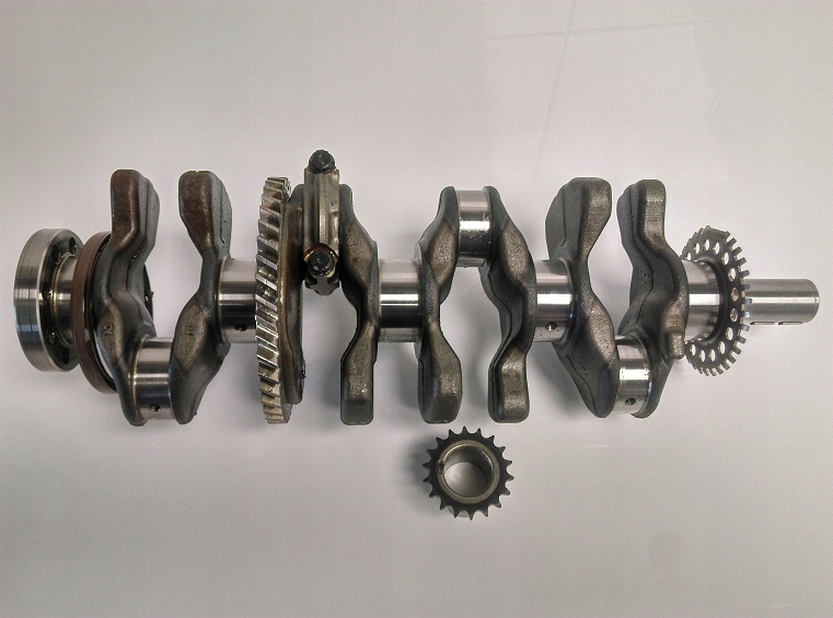 фото №1, Lexus wał колінчастий is 300h 2.5l гібрид