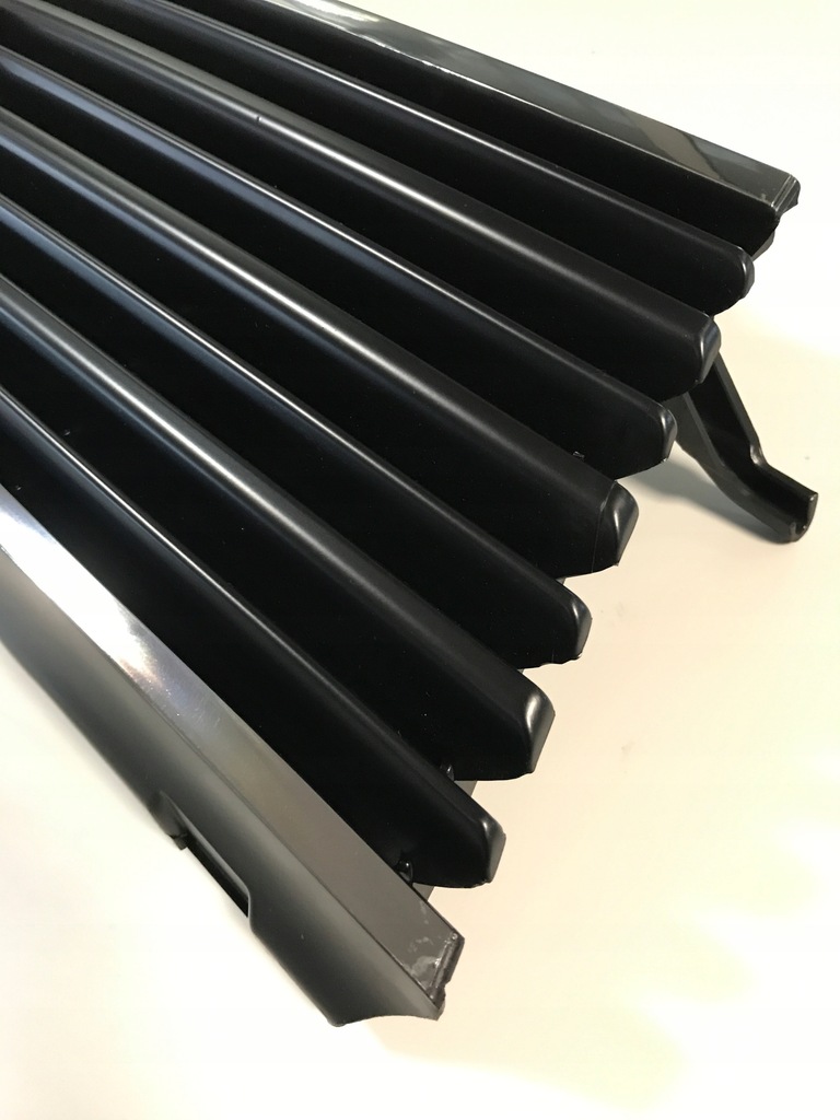 фото №7, Nowa решётка радиатора радиатора audi 100 443853655