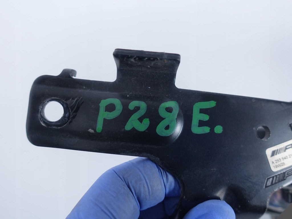 фото №9, Mercedes glc x253 63 s amg lift 2x клаксон+ кронштейн