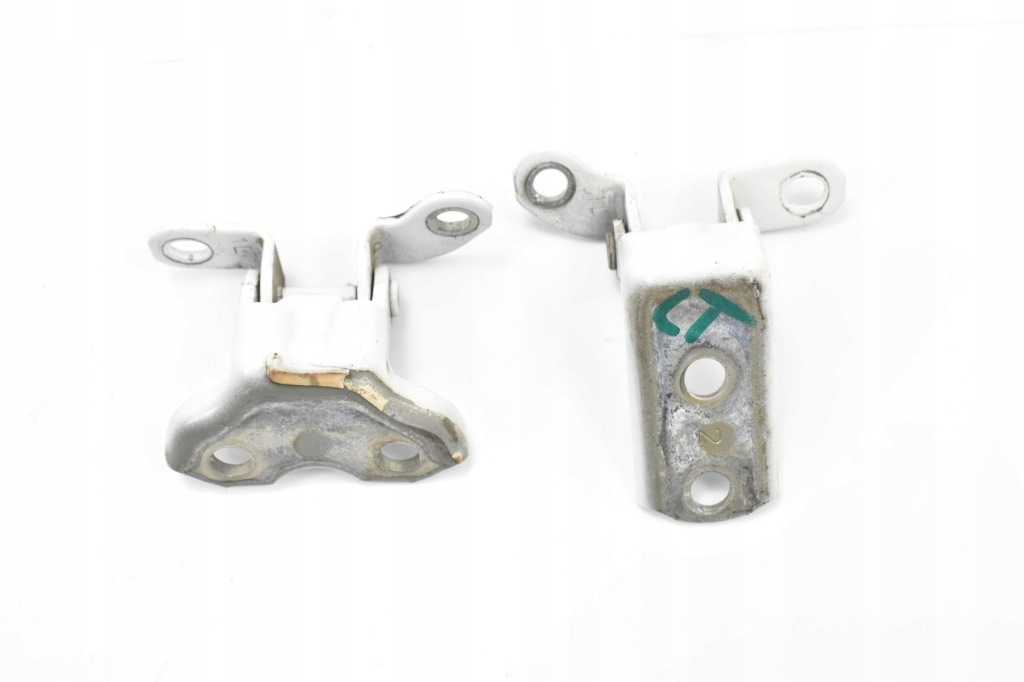 фото №1, Петли дверь левый задняя 040 toyota yaris iii auris avensis c-hr