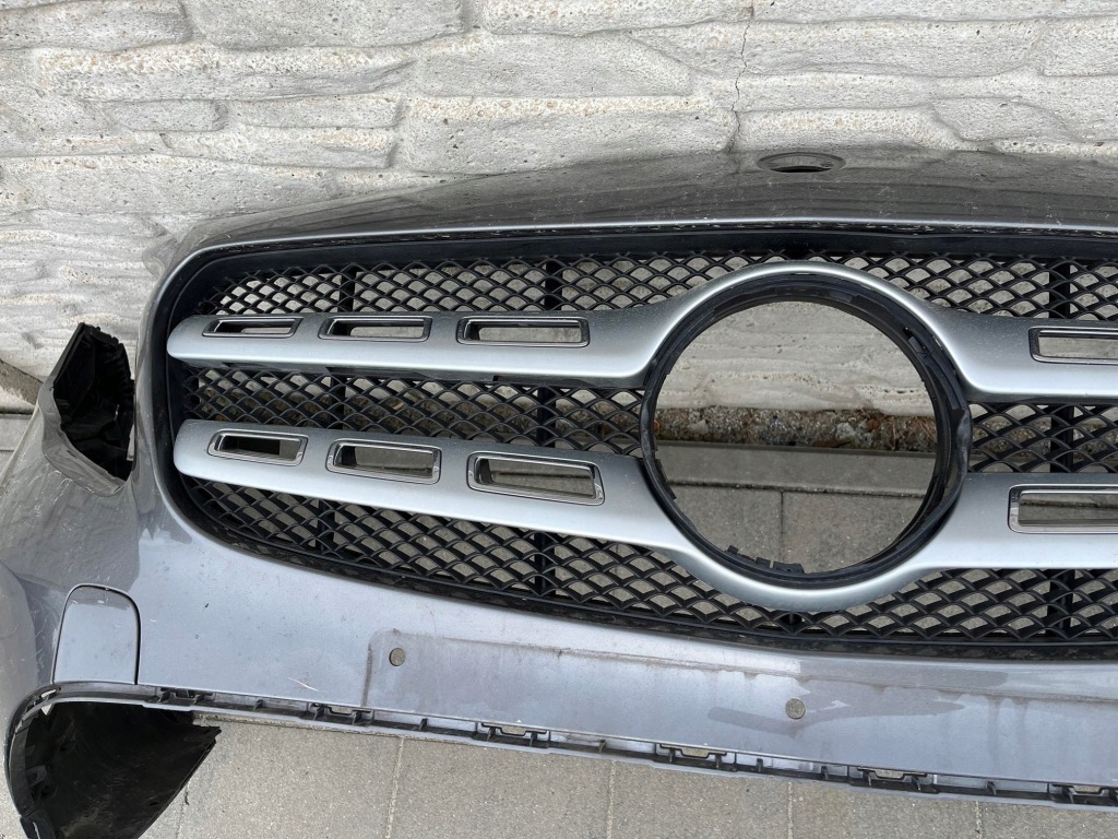Бампер перед mercedes gla 156 x156 рестайлинг  решётка радиатора Недорого
