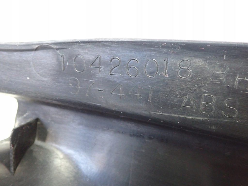 фото №11, Corvette c5 пластик блок двигуна захист оббивка права