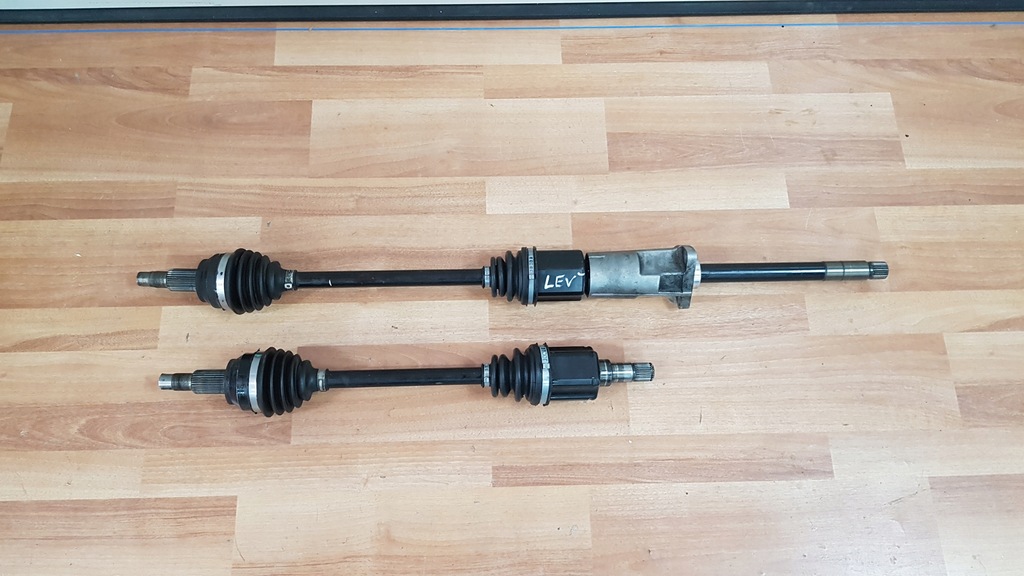 фото №1, Maserati levante привідний вал передня ліва 4x4