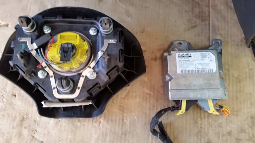 фото №13, Citroen c3 ii приборная панель приборная подушка безопасности ремни