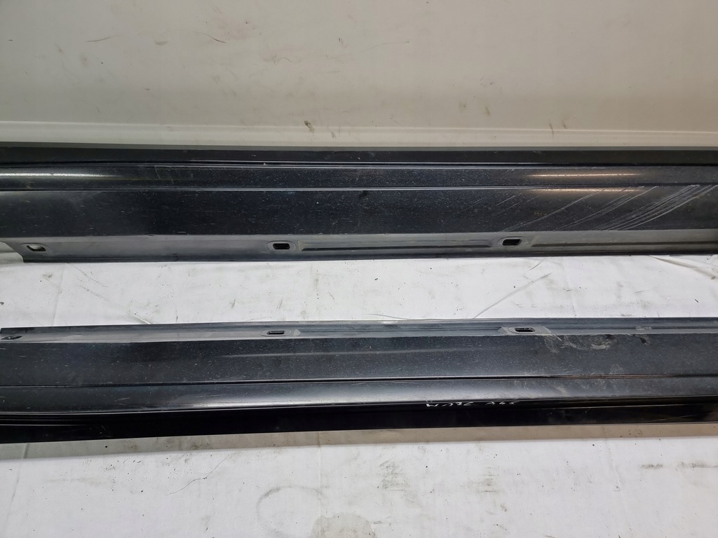 фото №3, Mercedes w176 amg молдинг накладка порог порог l/r