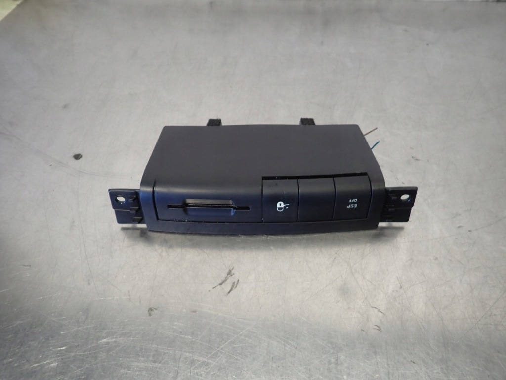 фото №1, Панель перемикачів esp замок peugeot 207