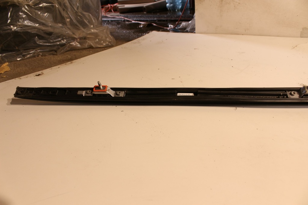 фото №12, Левый рейлинг крышный mercedes w205