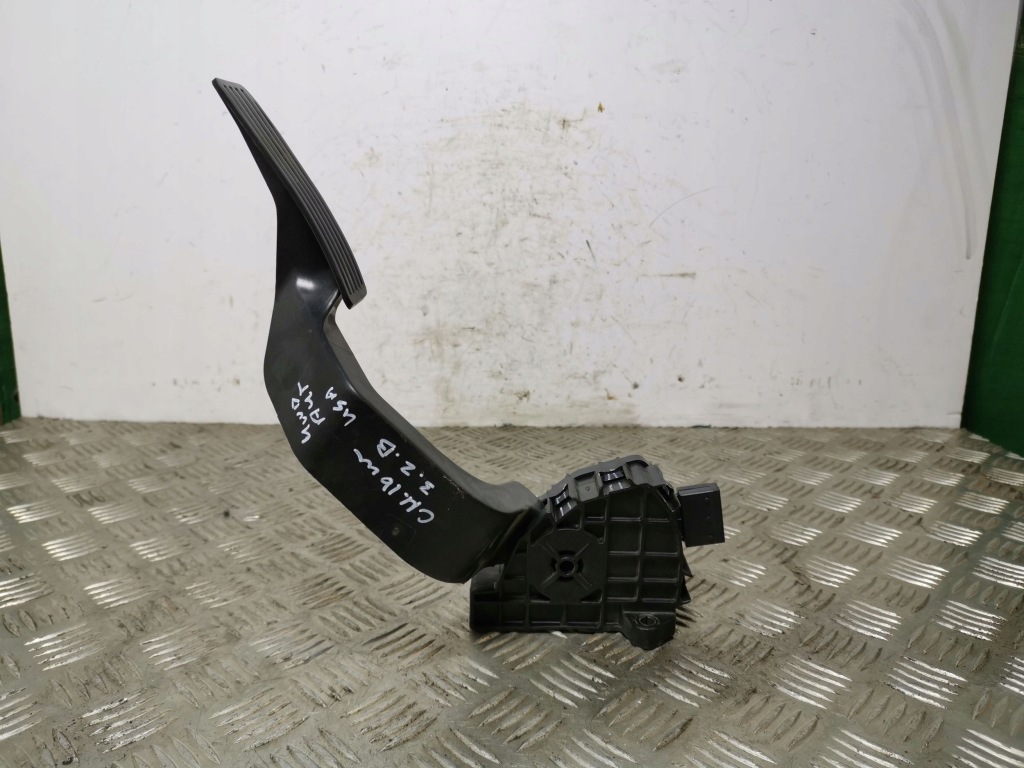 Купить 2017 jeep cherokee педаль газа m1516122217