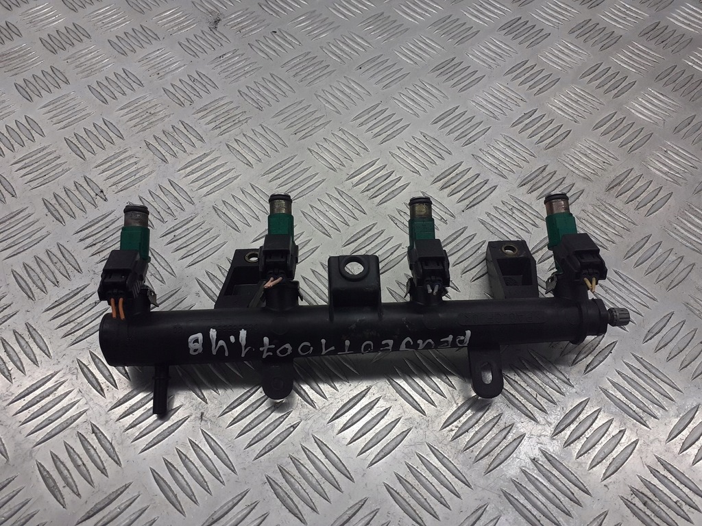 фото №1, Молдинг впрыскная peugeot 1007 1.4