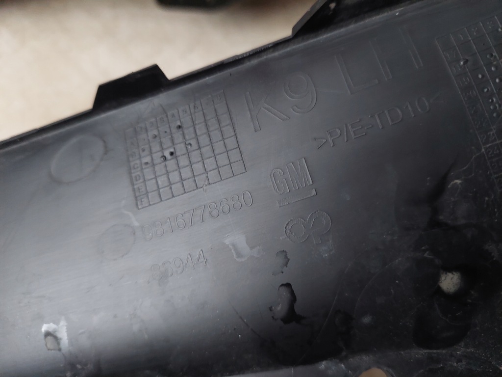 фото №6, Решітка бампера - перед --- opel combo e - 2018