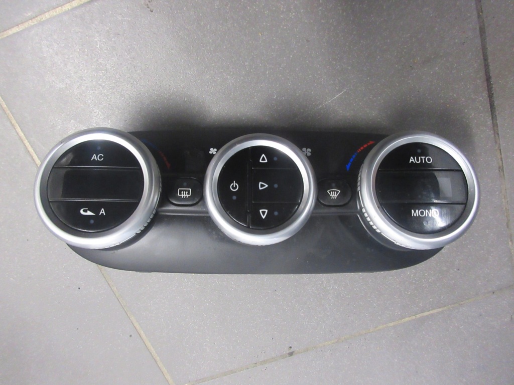 фото №1, Панель обдув кондиционера alfa romeo giulietta