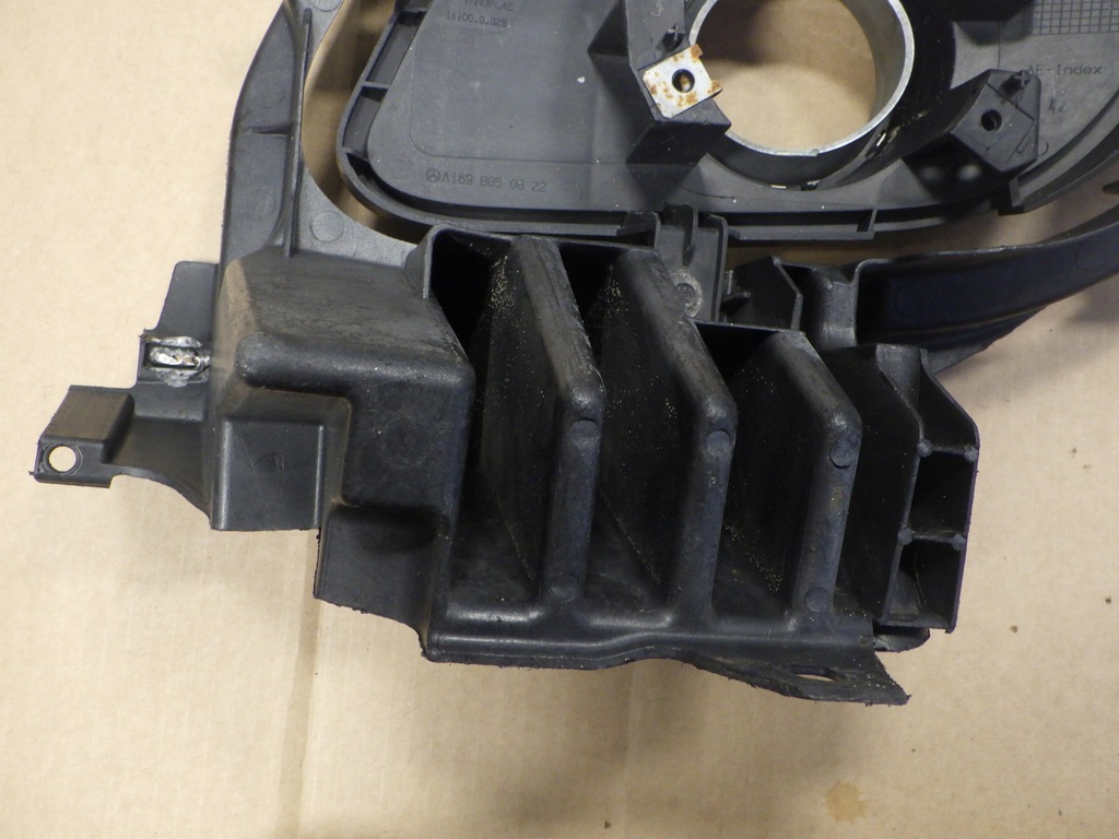 фото №7, Кронштейн противотуманной фары правое mercedes w169 a1698850865