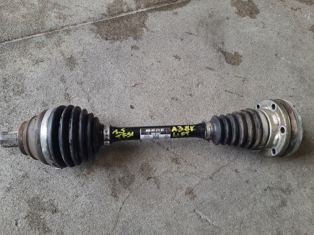 фото №1, Приводной вал левая audi a3 8v lift 1.5 tsi 5q0407271bt
