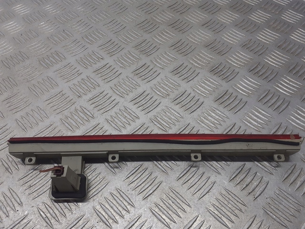 фото №1, Свет стоп-сигнал mercedes w203 2.0 a2038200356