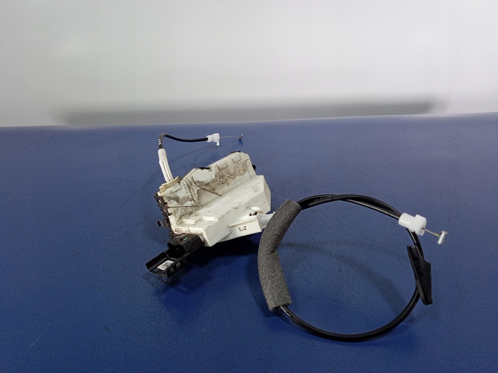 фото №1, Peugeot 308 i замок дверь перед правый 6 pin 567147