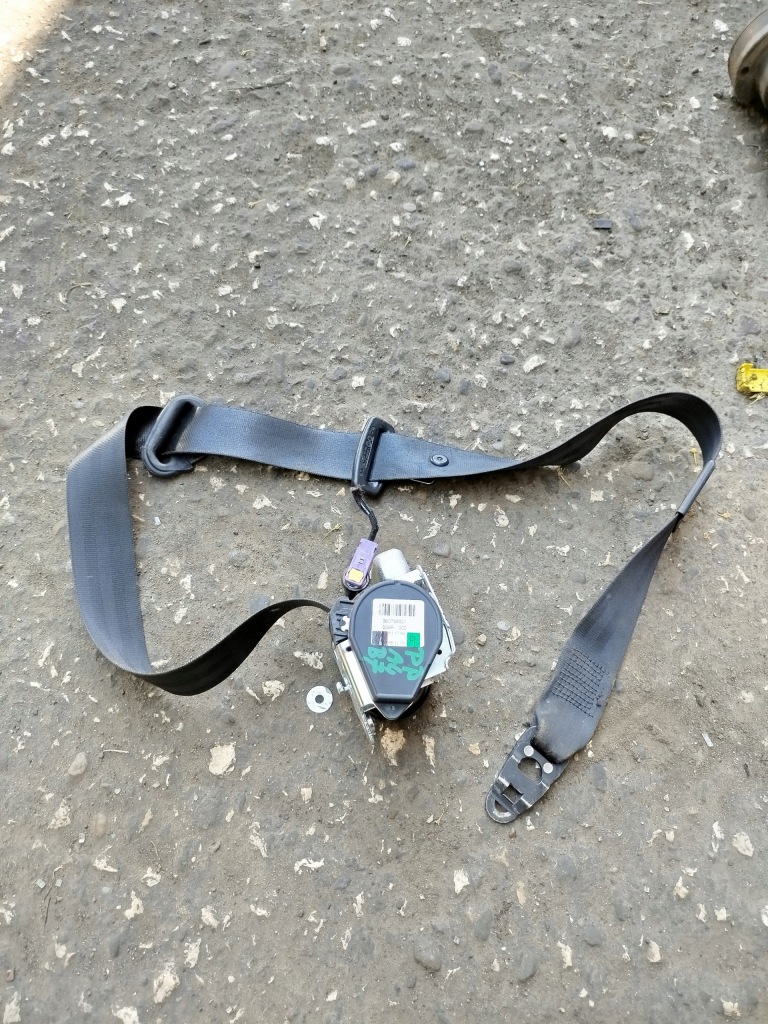 фото №1, Pas безпеки правий перед audi a4 b7 8e0857706f