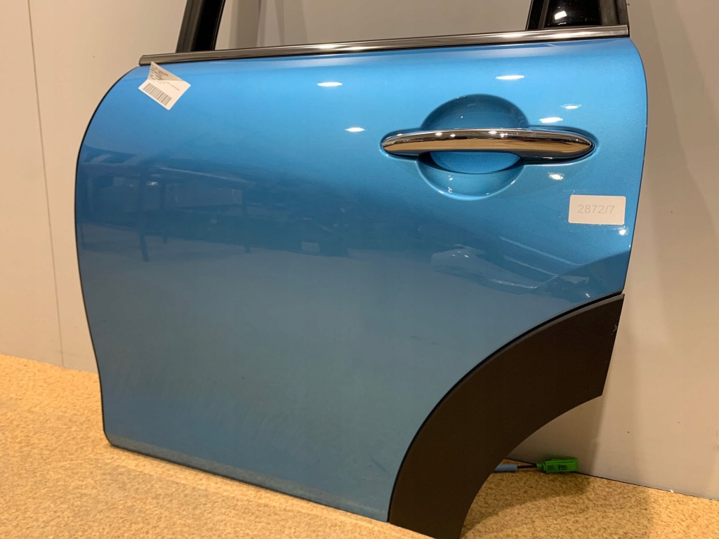 Mini cooper f55 дверь левое  задняя цвет b86 Доставка