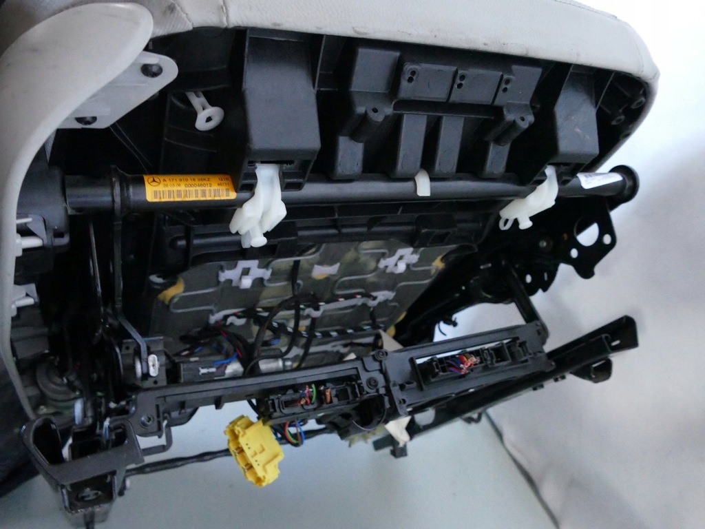 фото №14, Mercedes slk r171 сидіння правий шкіра світлий