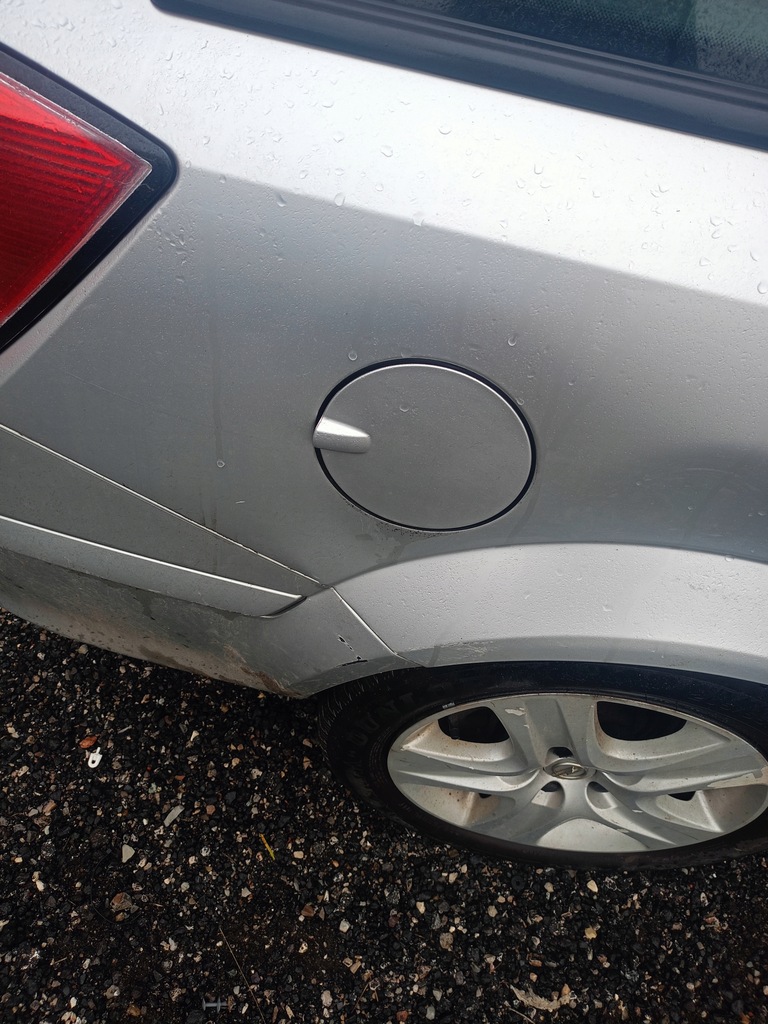 фото №1, Крышка топлива opel astra h lift 2010 z176