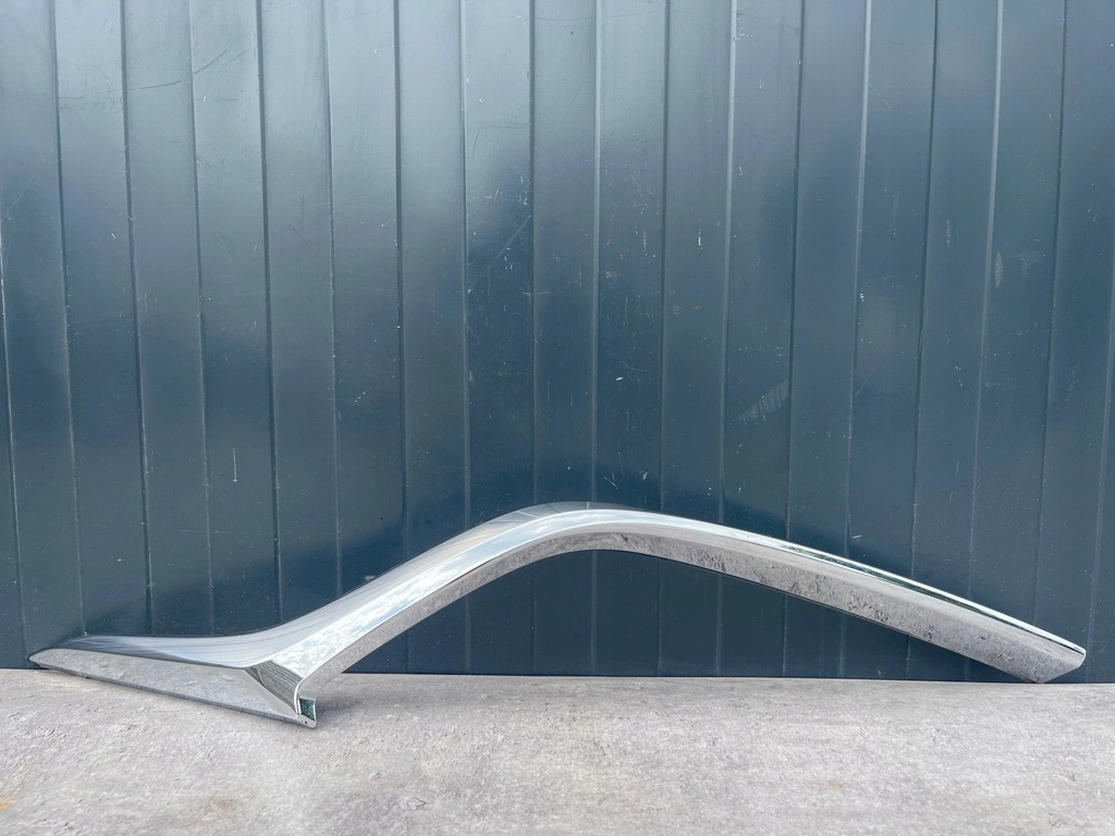 фото №1, Молдинг решётка левая mazda 6 gj 16-17