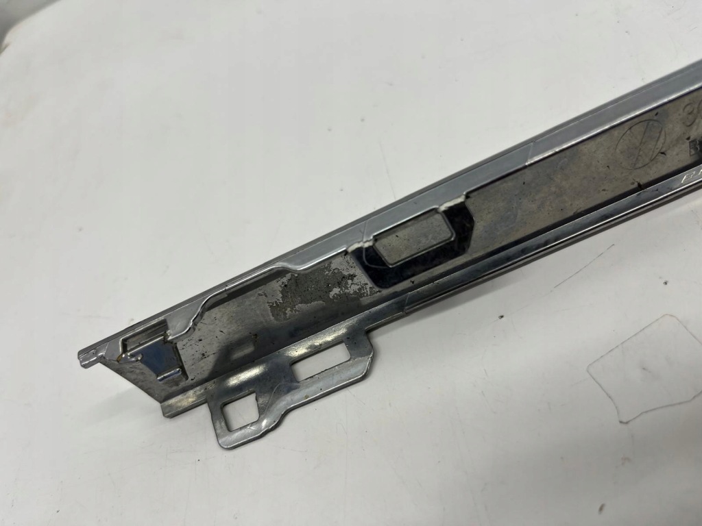 фото №9, Хром бампера правий задня volkswagen passat b8 3g0853842