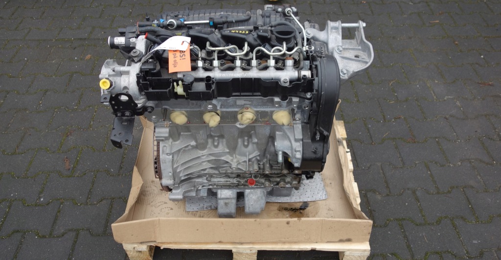 фото №1, Volvo двигатель kompletny дизель d4204t16