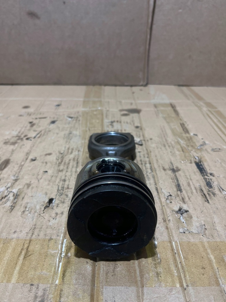 фото №1, Ford focus поршень с шатун