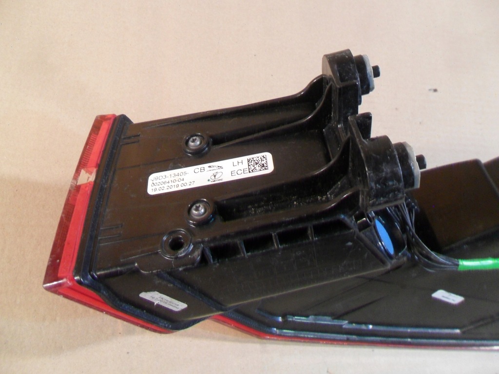 фото №12, Jaguar i-pace ipace лампа левая задняя j9d3-13405cb