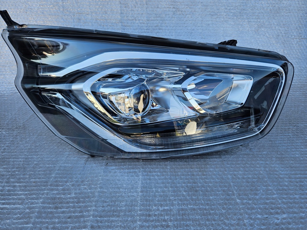 фото №1, Ford transit custom mk3 lift лампа led права