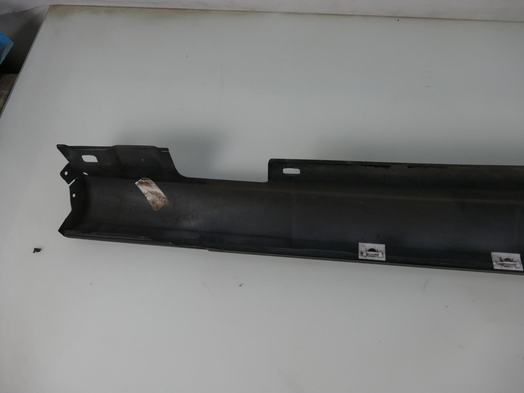 фото №14, Mercedes c204 amg молдинг порог левая накладка 197 w204 coupe a2046902540