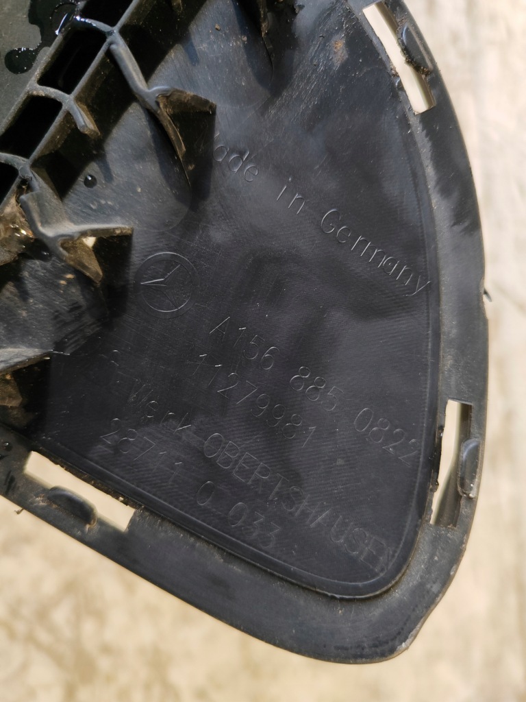 Решётка бампера перед mercedes gla 156 a1568850822 с Разборки