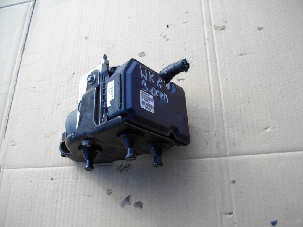 фото №1, Grand cherokee wk2 насос abs 68252642ag