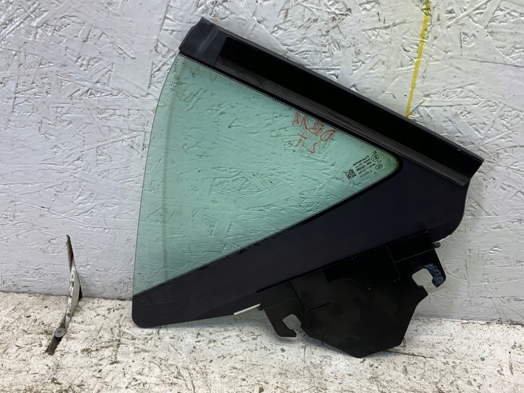 фото №5, Aston martin db11 cabrio стекло левый задняя